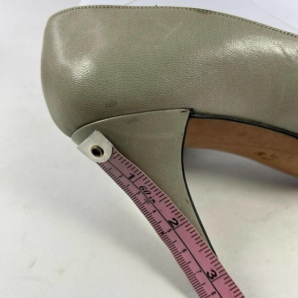 VTG YSL Yves Saint Laurent Women's Tan Sand Pumps US 8.5 M Heels Classic Shoes - Picture 12 of 13